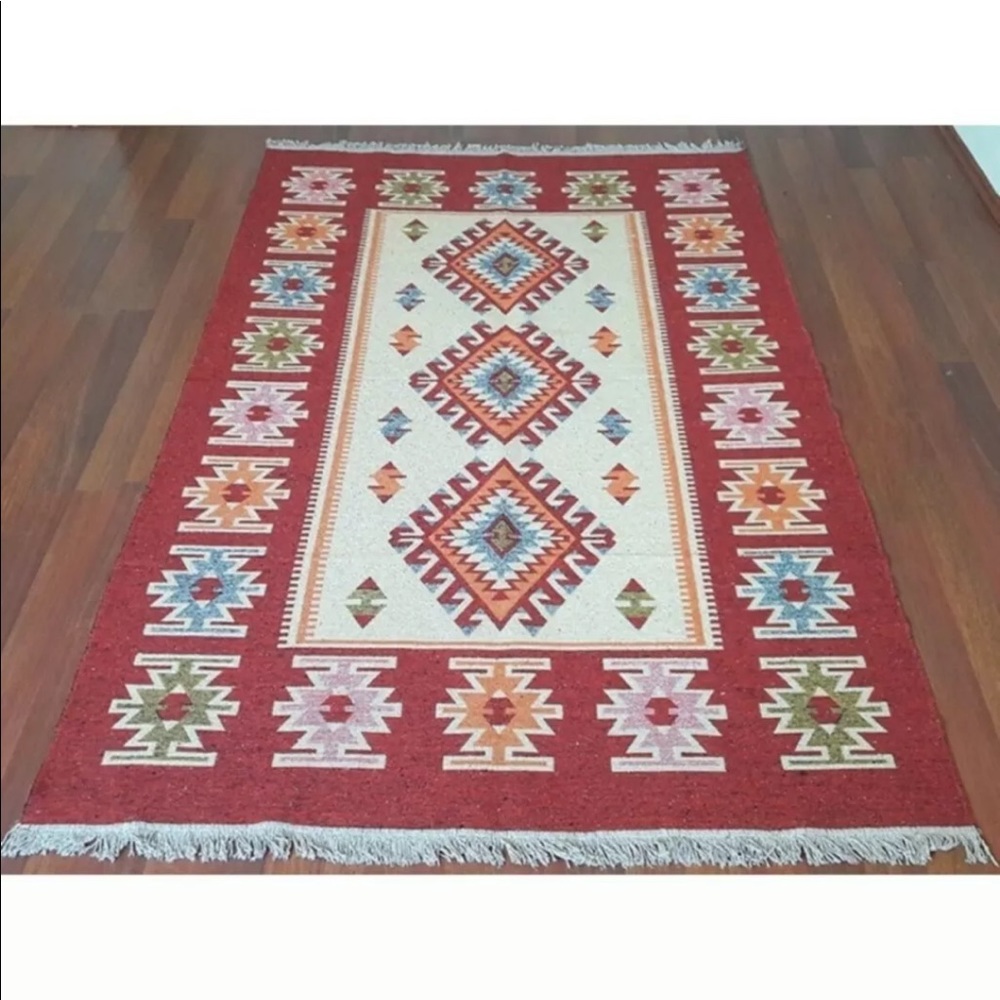 Traditional Turkish Wool Carpet Burgundy31.5 x 59